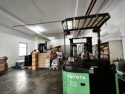 Quartz Industrial Building (D13), Factory #632364691